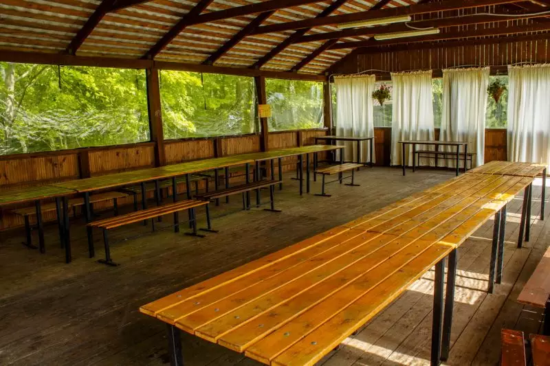 Аренда беседки «Центральная» на базе отдыха отсров приключений нижний новгород 2