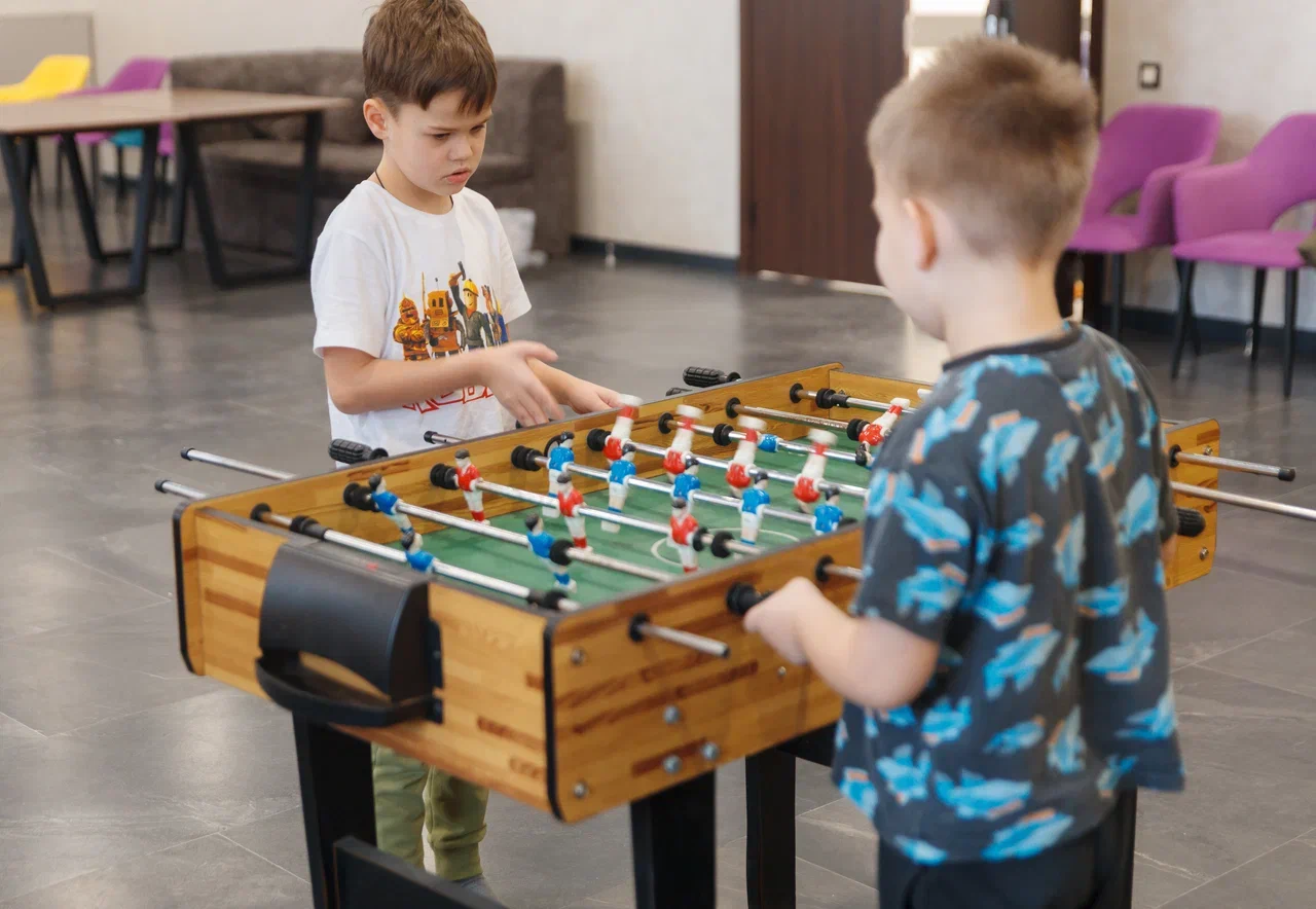 Игровая комната в гостинице на базе отдыха остров приключений в нижнем новгороде