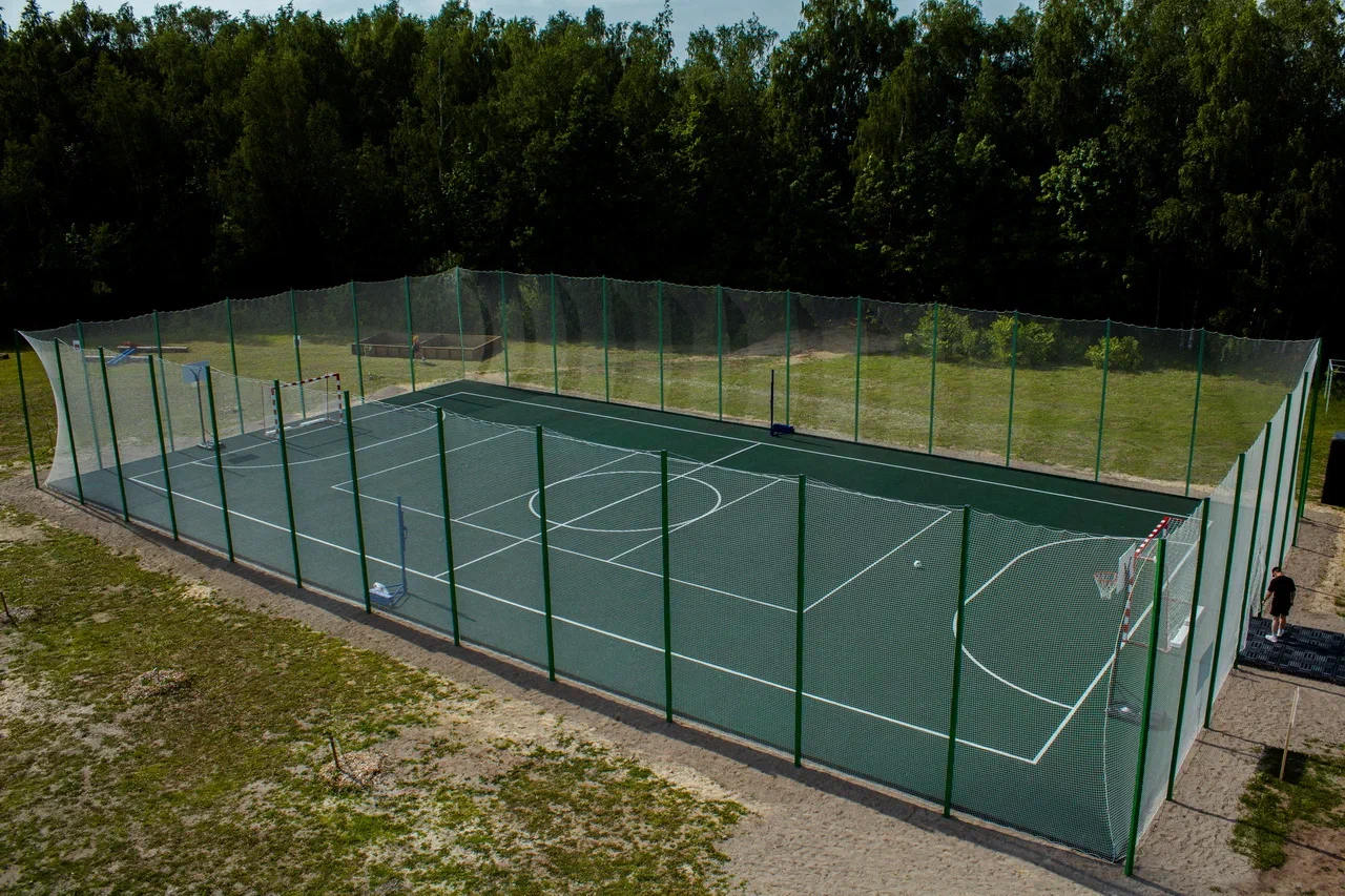 Спортивная площадка для спортивных сборов на базе отдыха остров приключений в нижнем новгороде