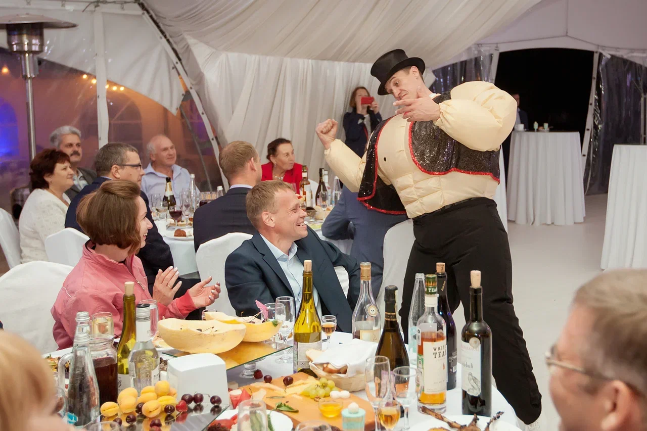 банкетная в Нижнем Новгороде на базе отдыха Остров Приключений