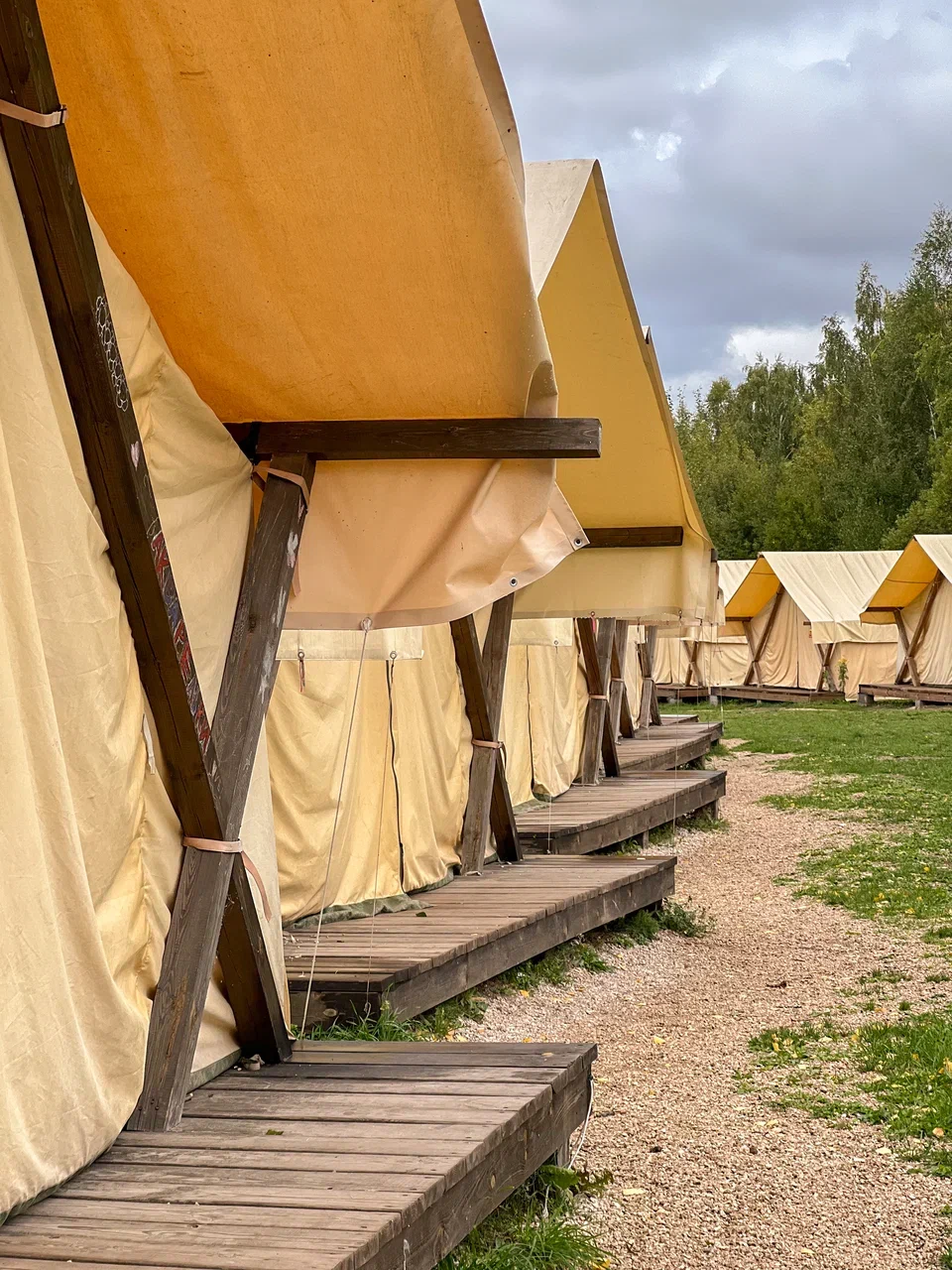 Глэмпинг - палаточный лагерь в нижнем новгороде на базе отдыха остров приключений 5