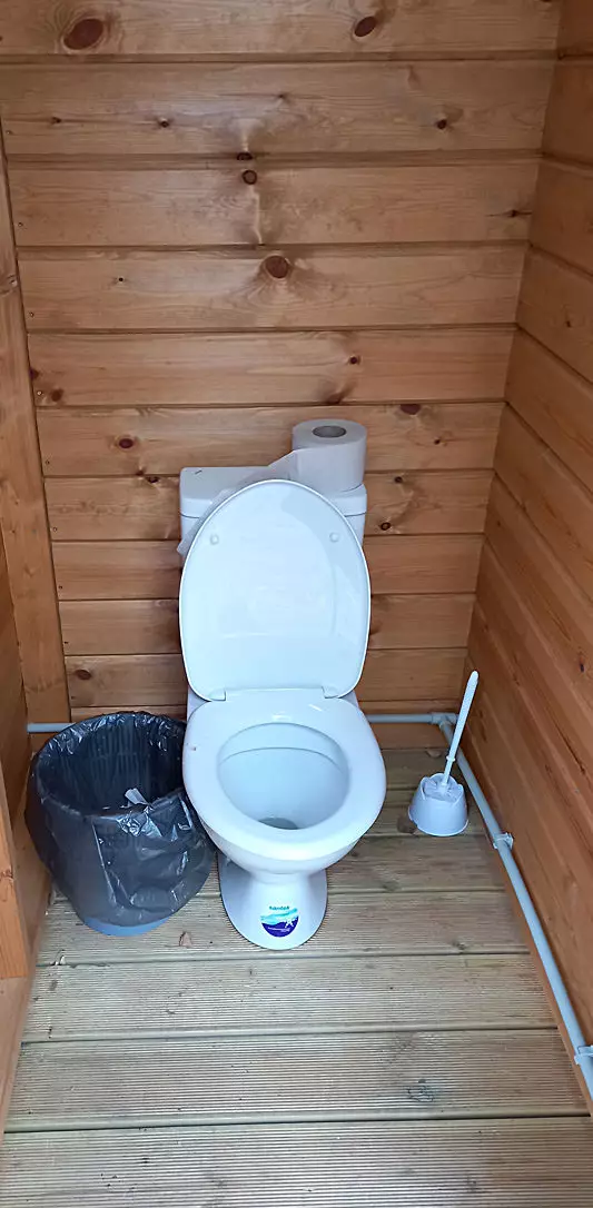 туалет в глэмпинге Нижегородской области