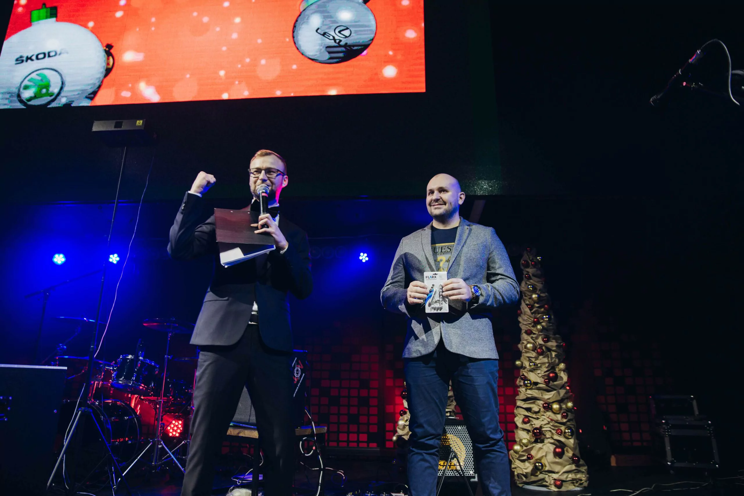 Гала-концерты и шоу в Нижнем Новгороде на базе отдыха Остров Приключений