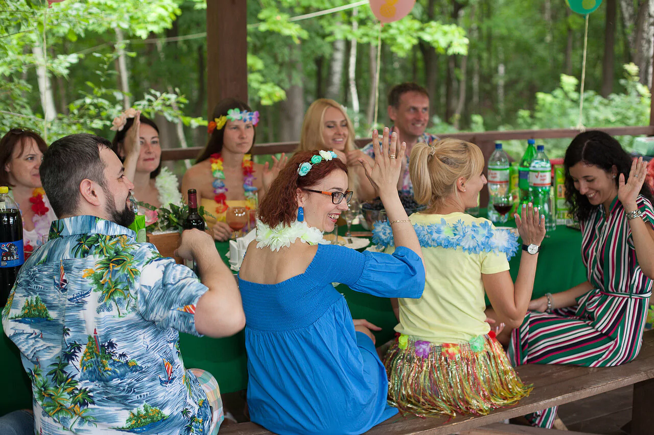 летний корпоратив в Нижнем Новгороде на базе отдыха Остров Приключений