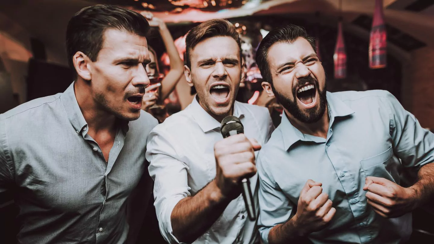 Мальчишник танцы и караоке Остров приключений