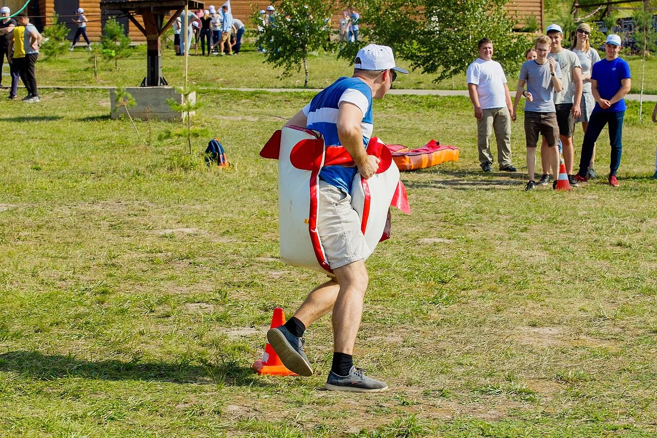 Надувные мешки в Нижнем Новгороде на базе отджыха Остров Приключений