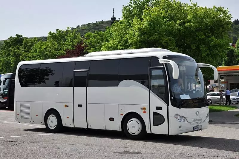 Автобус на заказ на мероприятие праздник